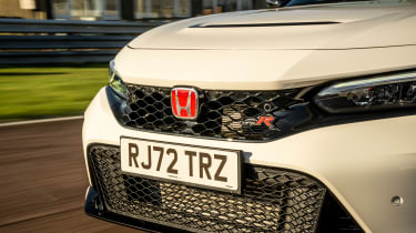 Honda Civic Type R FL5 - front grille